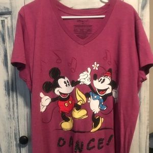 New* Womens size 2XL Minnie Mouse Top